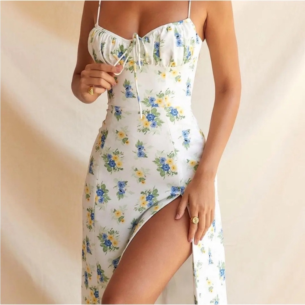 HOUSE OF CB 'Carina' White Floral Bustier Midi Dress NWOT Size XS - Picture 12 of 12